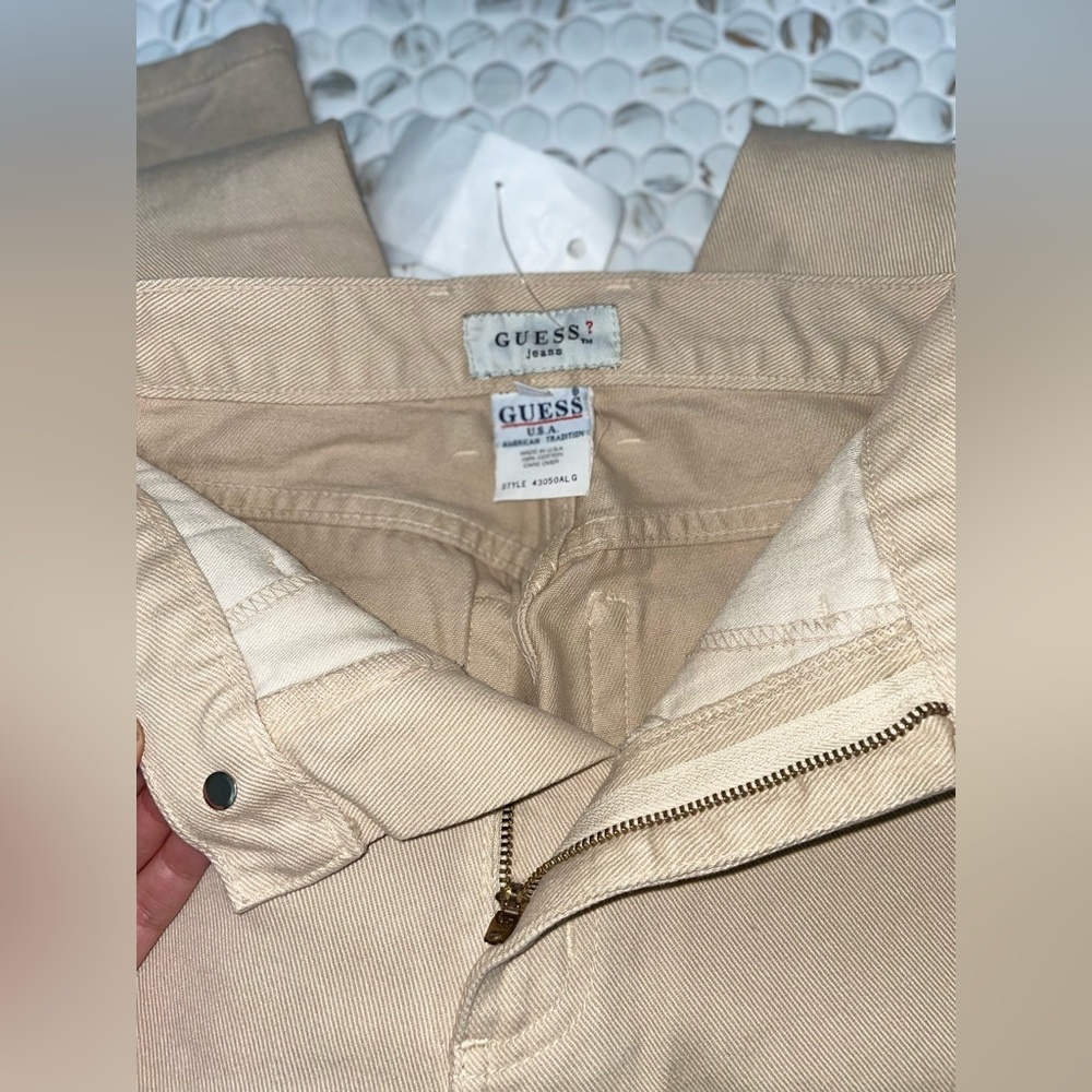 Women’s tan Guess (original fit) Narrow Leg high-waisted jeans size 24 - Picture 6 of 6